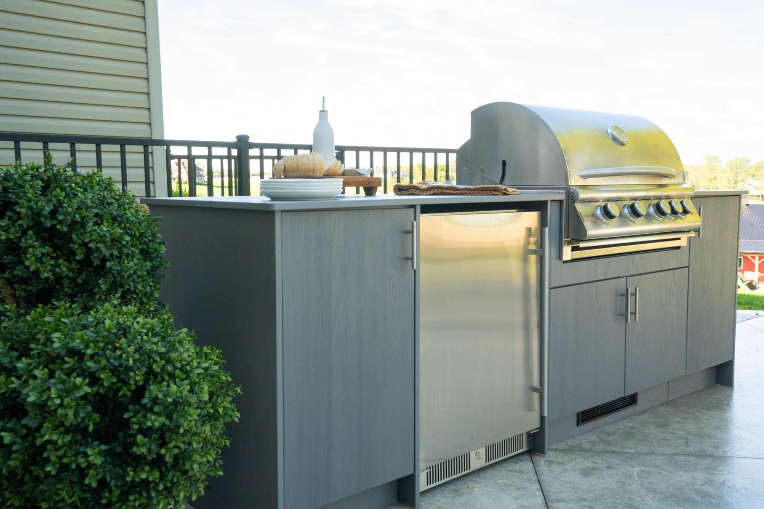 Agora Outdoor Poly Cabinets
